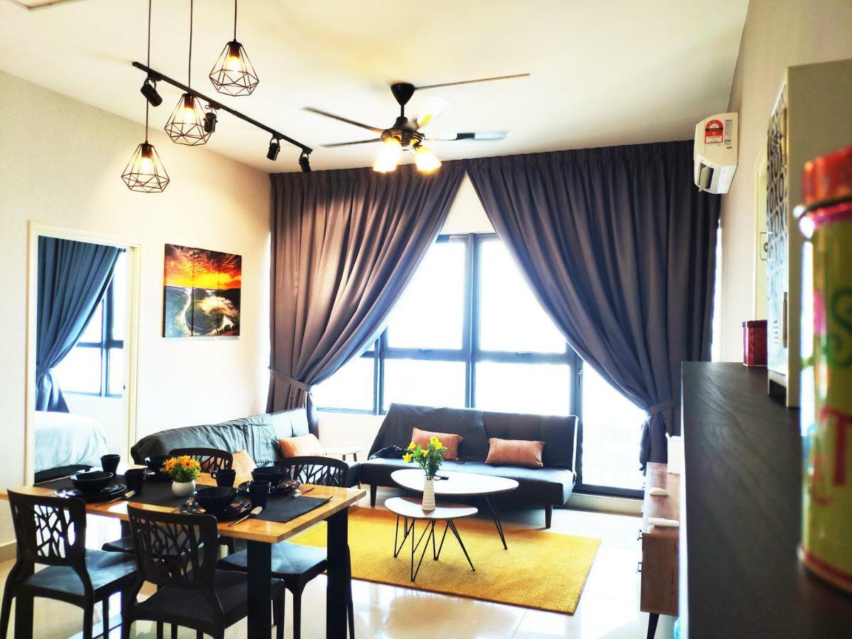 Arte Plus - Family Suite, 5 Pax, Jalan Ampang Kuala Lumpur Exterior photo